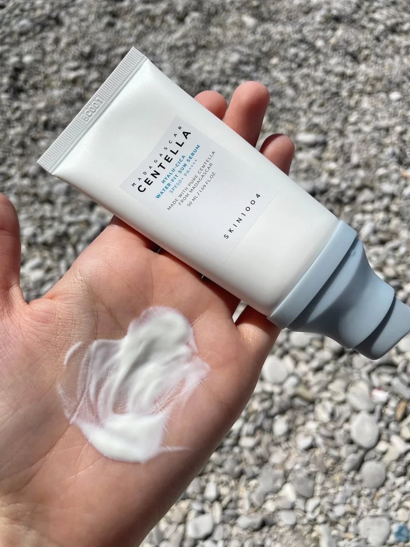 SKIN1004 Madagascar Centella Hyalu-Cica Water-Fit Sun Serum SPF50+ PA++++